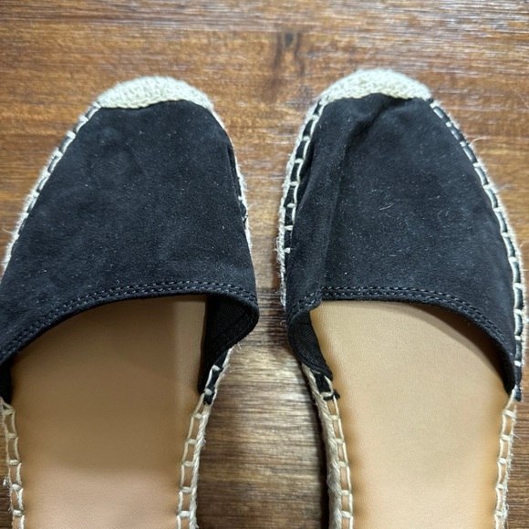 Old Navy Women’s Sandals Size 10 - Picture 3 of 4